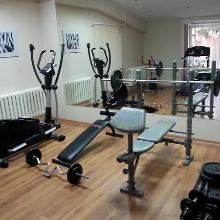 Dom Wczasowy Nadrzecze *