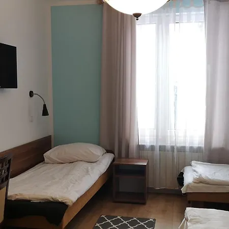 Bed & Breakfast Dom Wczasowy Nadrzecze *