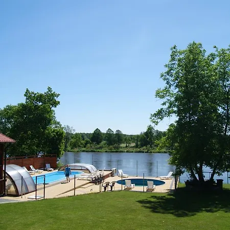 Bed & Breakfast Dom Wczasowy Nadrzecze