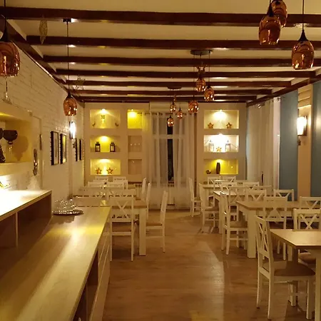 Dom Wczasowy Nadrzecze Bed & Breakfast